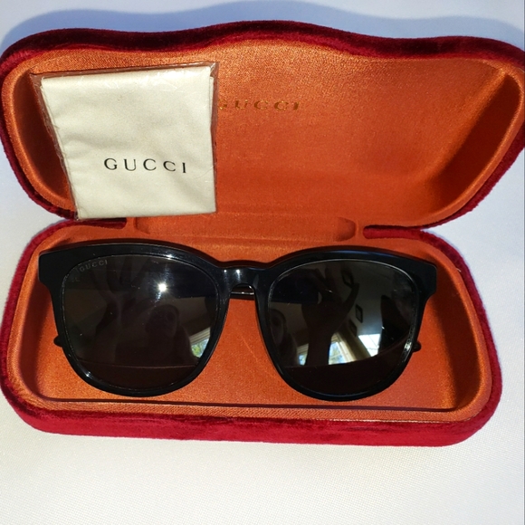 Gucci sunglasses